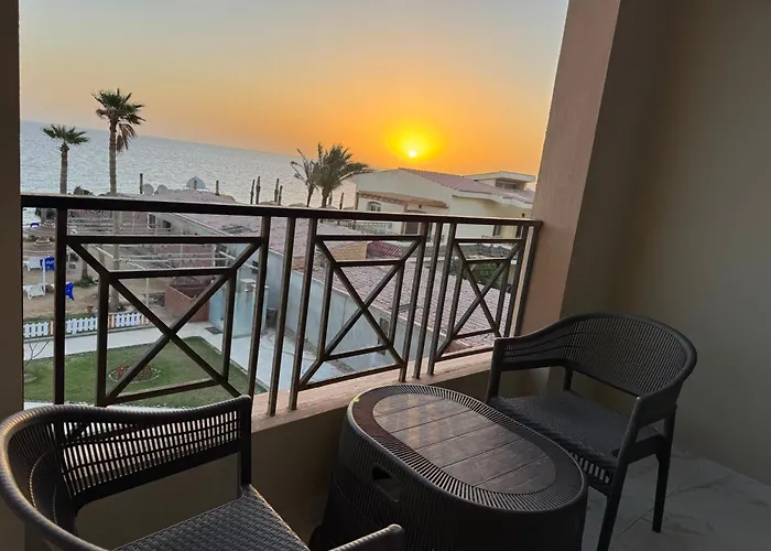 Resort Beachfront Sea & Pool View - Juliana - D116 Hurghada